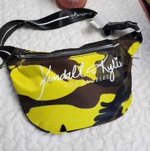 Kendall & Kylie Los Angeles camouflage fanny pack